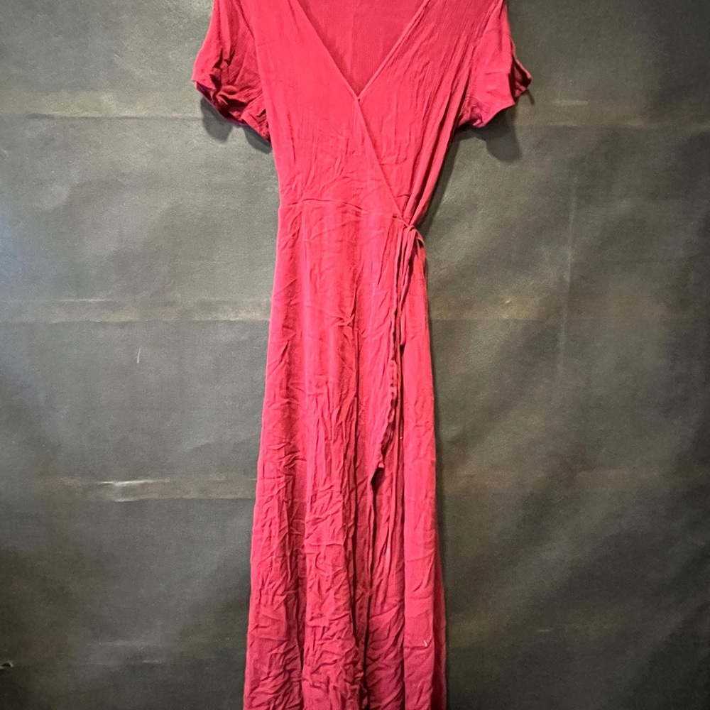 Lulu's Maroon Flutter Sleeve Maxi dress